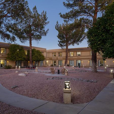 Wyndham Tucson Airport Hotel & Conference Center Exterior photo