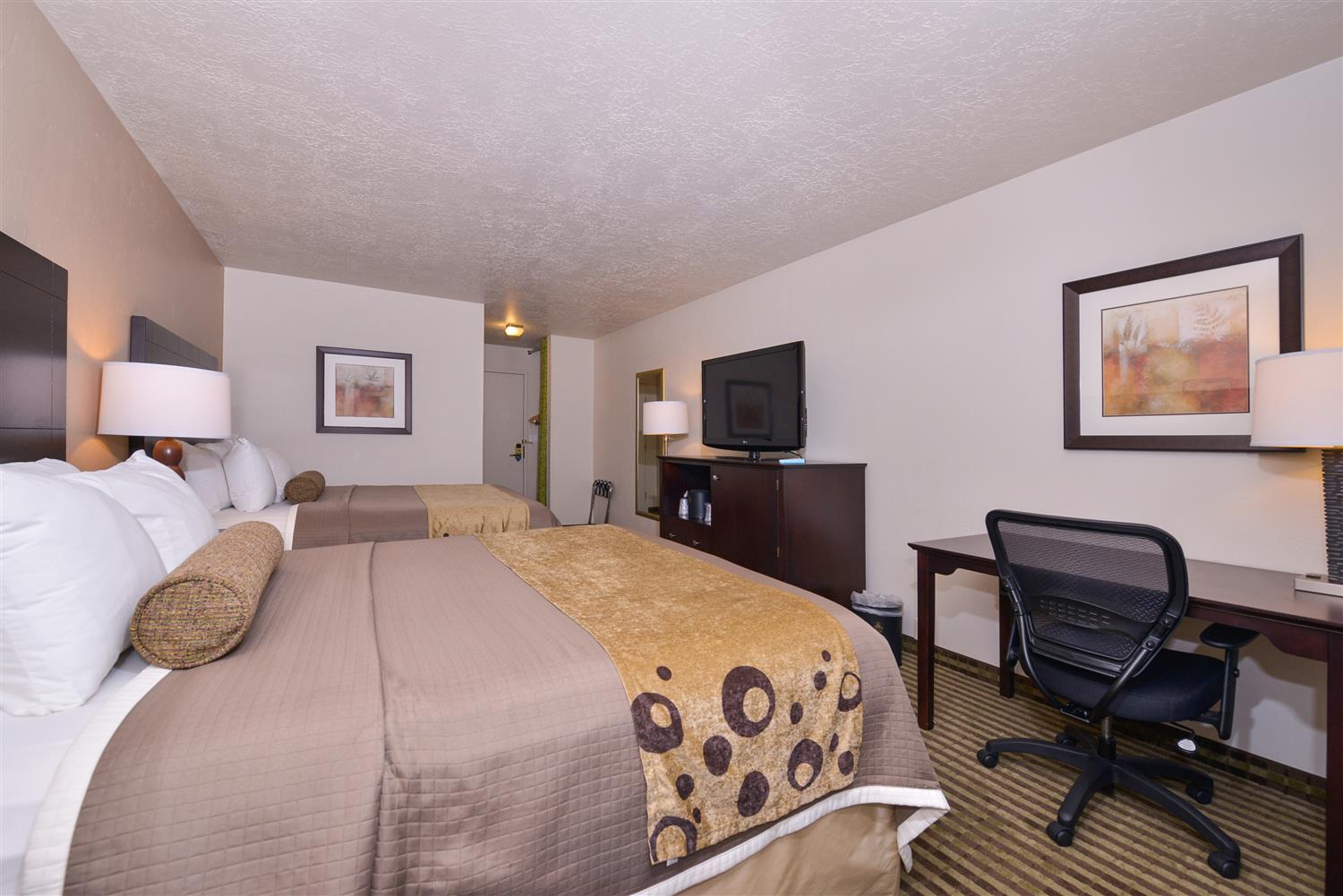 Wyndham Tucson Airport Hotel & Conference Center Exterior photo