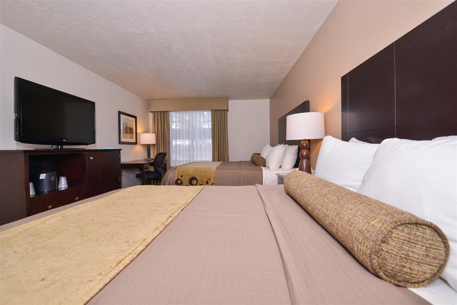 Wyndham Tucson Airport Hotel & Conference Center Exterior photo